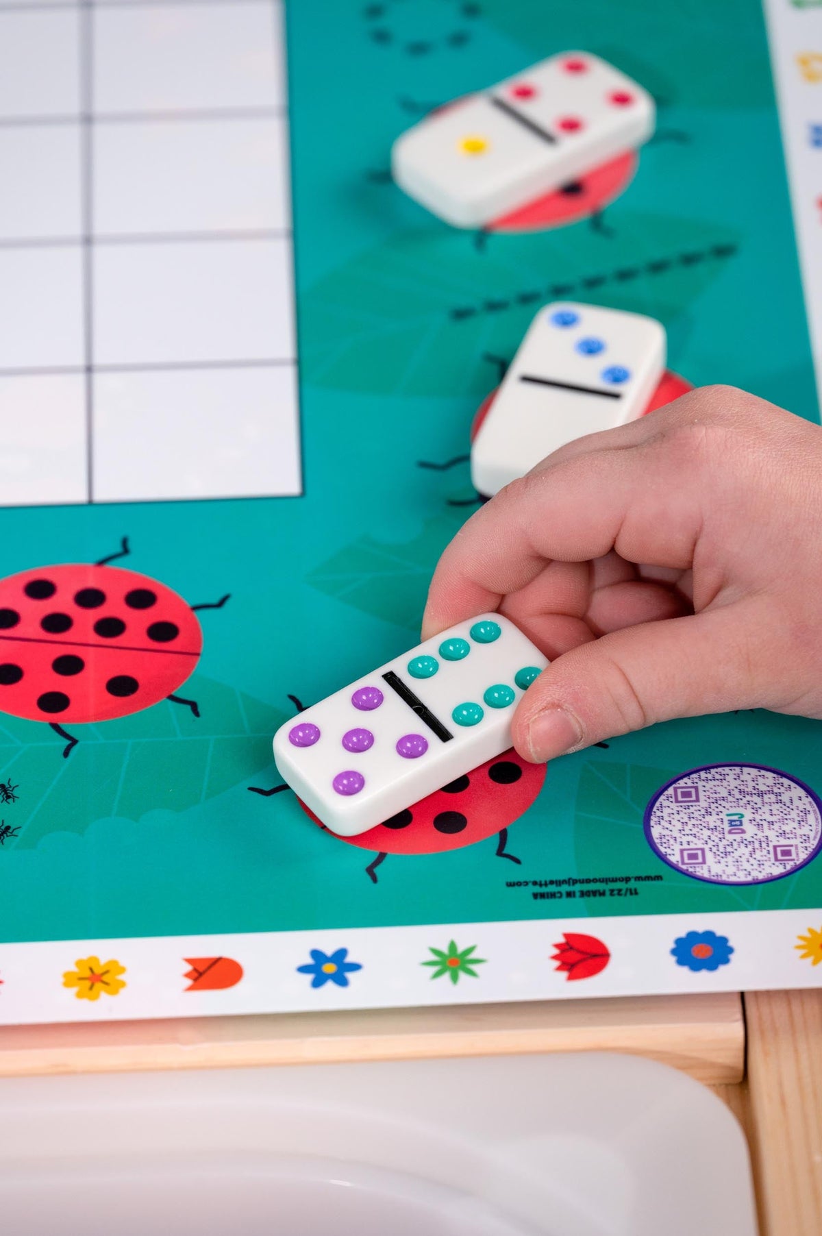 Bright Play Dominos